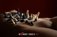 Może wieczorny relaks przy szachach
